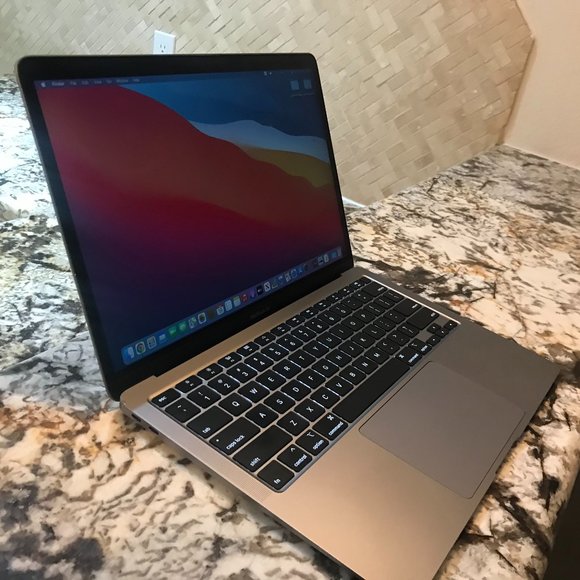 MacBook Air Retina 13.3インチ 256GB スペースグレ… MacBook Air Retina 13.3インチ 256GB スペースグレ… MacBook Air 13.3